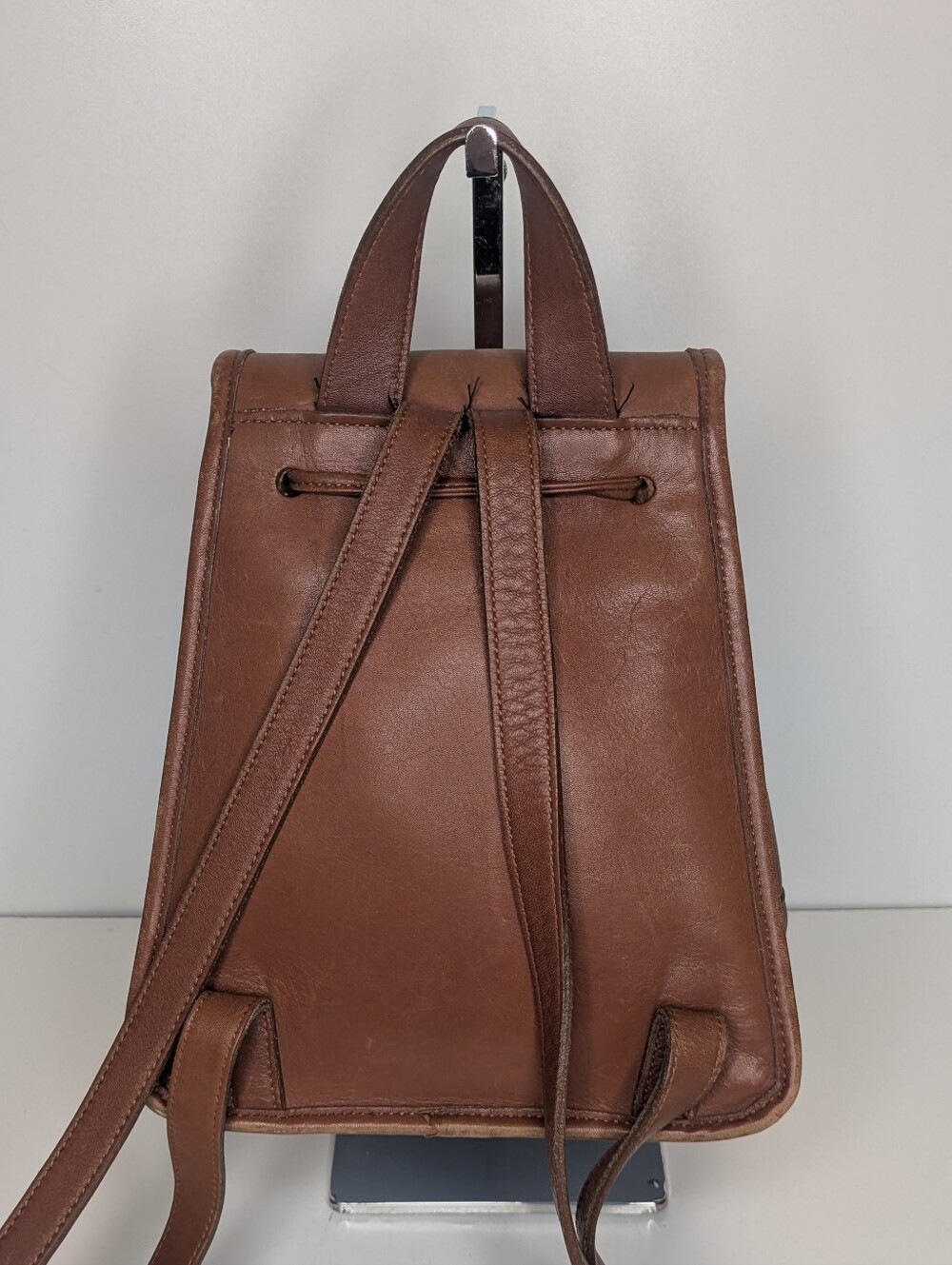 Vintage Coach Leather Backpack Tan Brown - Picture 2 of 14